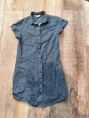 Bridge & Burn chambray button up shift dress